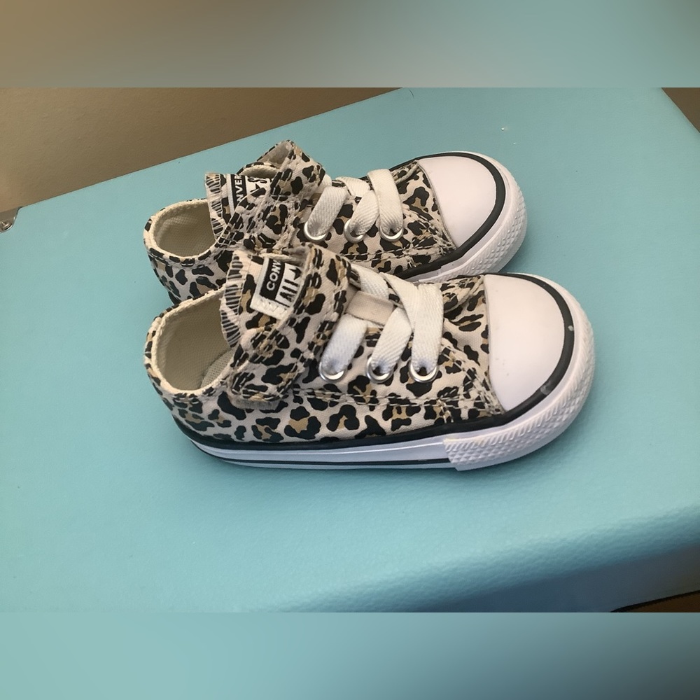 Baby converses size 4c cheetah print